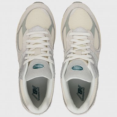 Кроссовки New Balance 2002R, цвет бежевый, артикул M2002REK/D