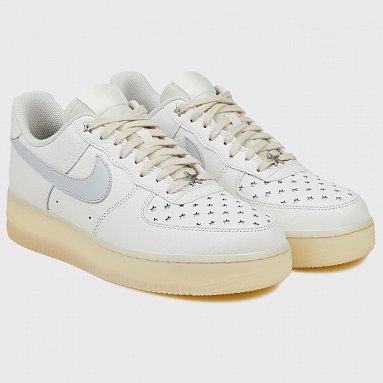 Кроссовки Nike Air Force 1 '07 W, цвет голубой, артикул FD0793-100