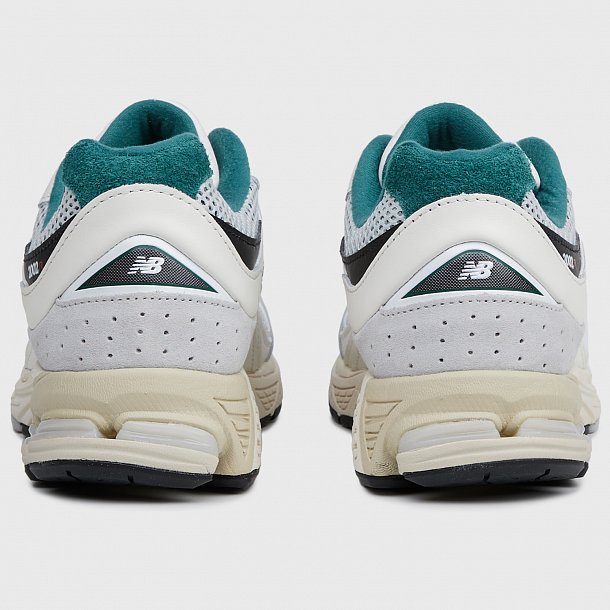 Кроссовки New Balance 2002R - фото 3