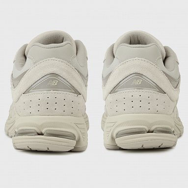 Кроссовки New Balance 2002R, цвет бежевый, артикул U2002RBE/D
