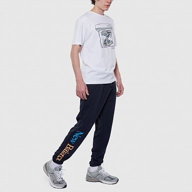 Брюки New Balance Essentials Good Vibes Jogger, цвет синий, артикул MP21503/ECL