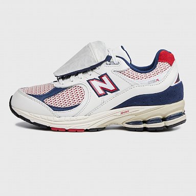 Кроссовки New Balance 2002R белый, артикул M2002RVE/D