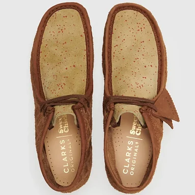 Ботинки Clarks Originals x Sweet Chick Wallabee, цвет коричневый, артикул 26163423