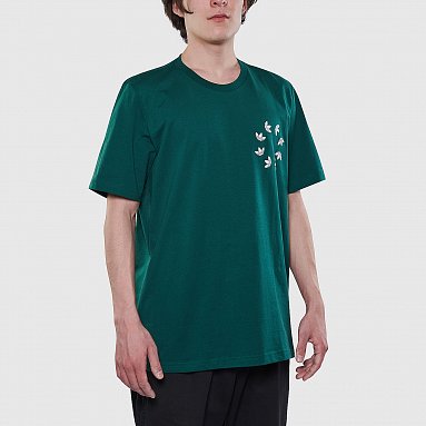 Футболка adidas Originals Adicolor Spinner , артикул HC4488