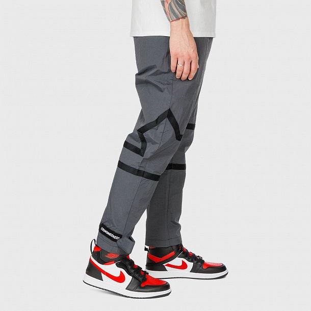Брюки Jordan Engineered Woven Trousers - фото 1