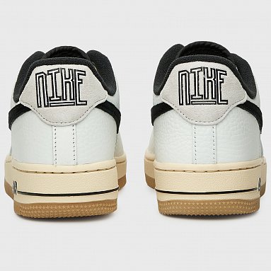 Кроссовки Nike Air Force 1 '07 W, цвет белый, артикул DR0148-101
