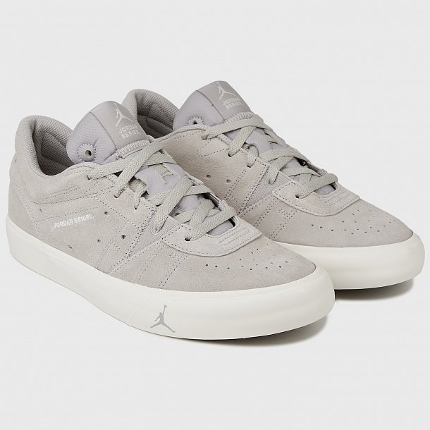 Кроссовки Nike Jordan Series Es - фото 1