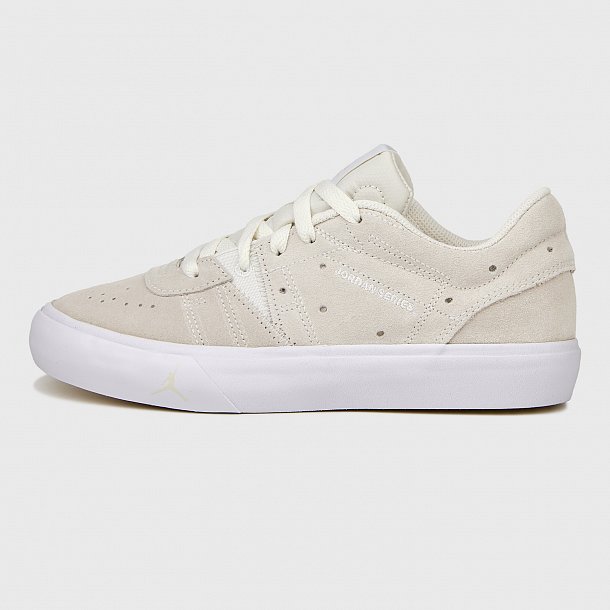 Кроссовки Nike Jordan Series Es W