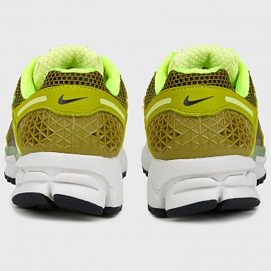 Кроссовки Nike Zoom Vomero 5 W, цвет зеленый, артикул FJ4738-300