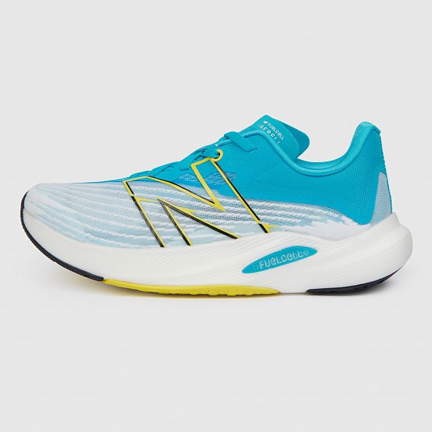 Кроссовки New Balance Fuelcell Rebel V2