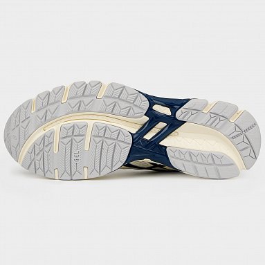 Кроссовки Asics Gel-Kayano 20, цвет бежевый, артикул 1203A388-104