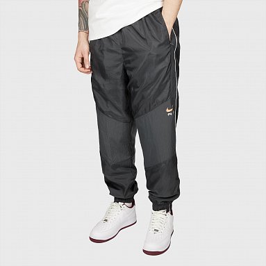 Брюки Nike Woven Pants X Marcus Rashford, цвет черный, артикул FQ8812-060