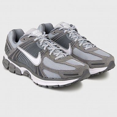 Кроссовки Nike Zoom Vomero 5, цвет серый, артикул HF1553-003