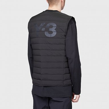 Жилет Y-3 Classic Light Down Vest, цвет черный, артикул GK4577