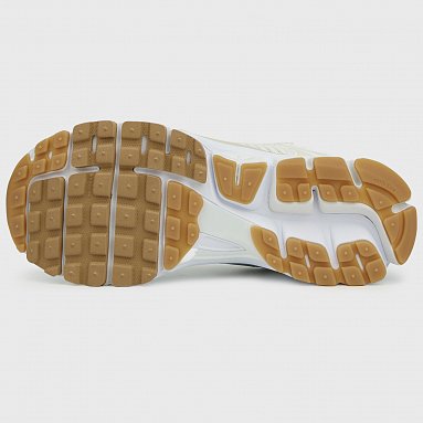 Кроссовки Nike Zoom Vomero 5 W, цвет белый, артикул FJ2028-104