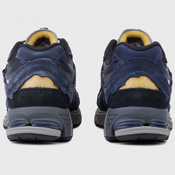 Кроссовки New Balance 2002R - фото 4