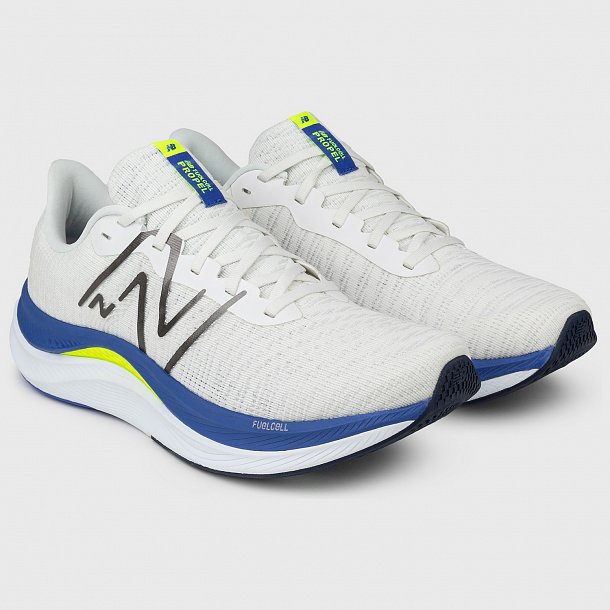 Кроссовки New Balance Fuelcell Propel V4 - фото 1