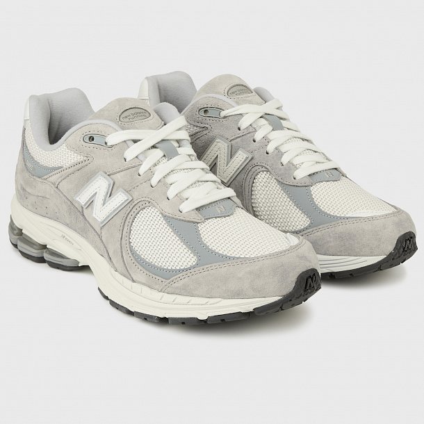 Кроссовки New Balance 2002R - фото 1