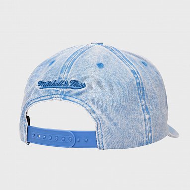 Бейсболка Mitchell & Ness New York Knicks Washed Out Tonal Pro Snapback, цвет голубой, артикул HHSS7677-NYKYYPPPBLUE