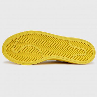 Кроссовки adidas Originals Nucombe W, цвет белый, артикул H06385