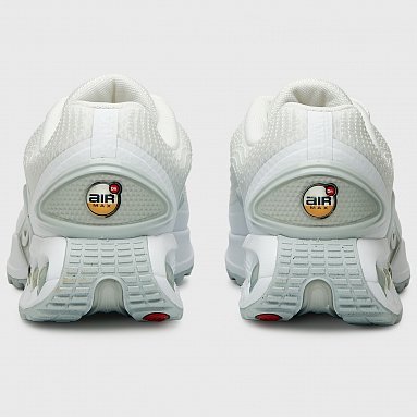 Кроссовки Nike Air Max DN W, цвет белый, артикул FJ3145-102