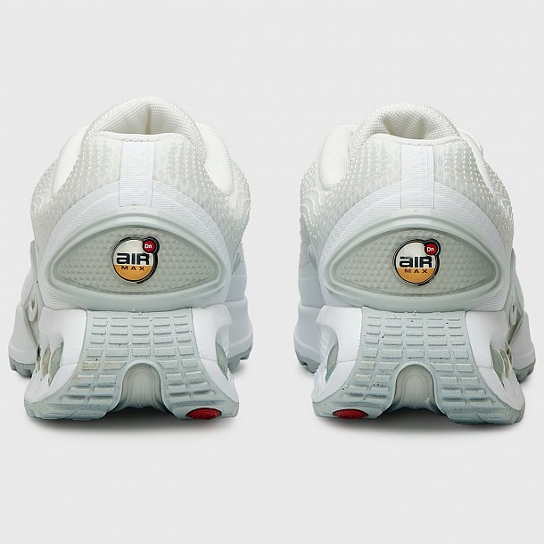 Кроссовки Nike Air Max DN W - фото 4