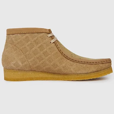Ботинки Clarks Originals Wallabee x Sweet Chick , цвет бежевый, артикул 26163444