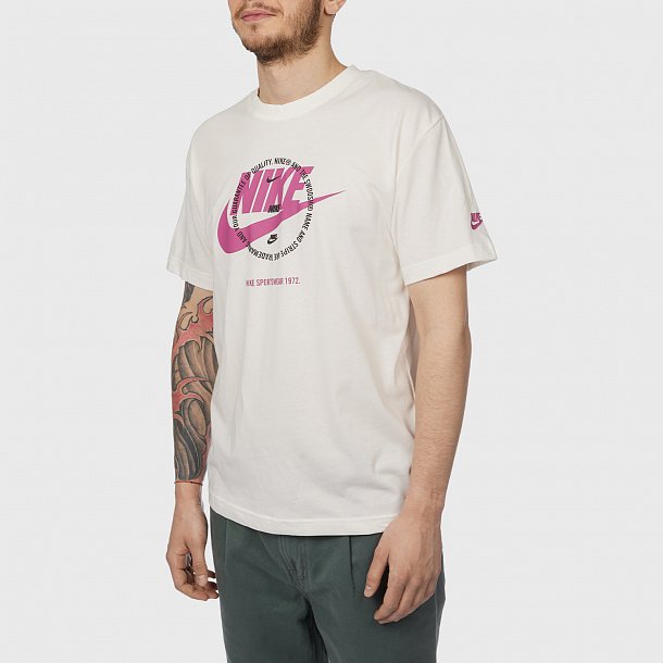 Футболка Nike Sportswear Graphic T-Shirt