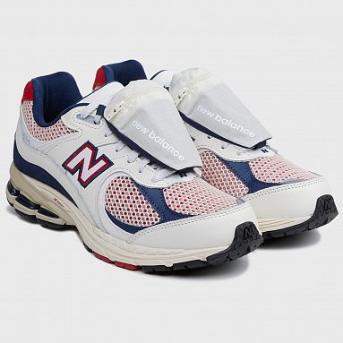 Кроссовки New Balance 2002R, цвет белый, артикул M2002RVE/D