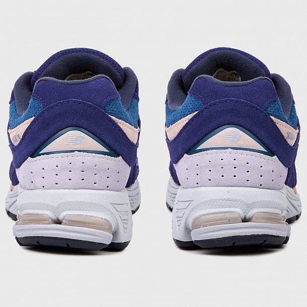 Кроссовки New Balance 2002R - фото 3