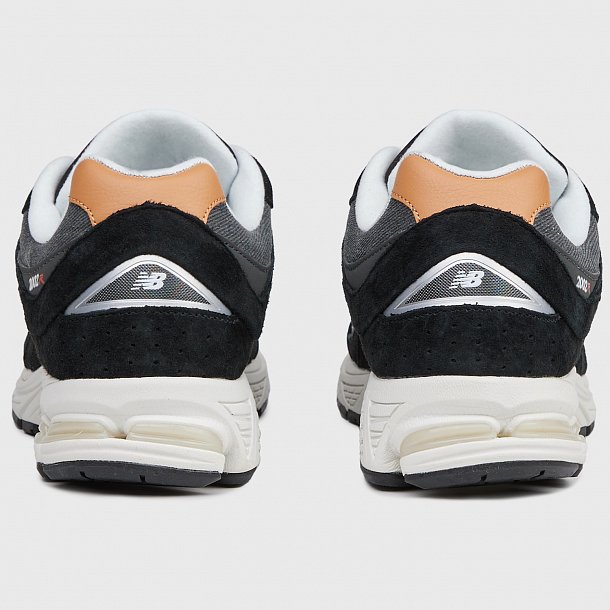 Кроссовки New Balance 2002R - фото 4