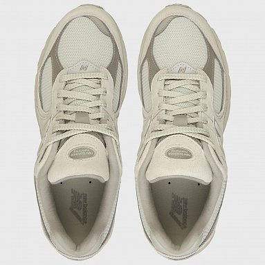 Кроссовки New Balance 2002R, цвет бежевый, артикул U2002RBE/D