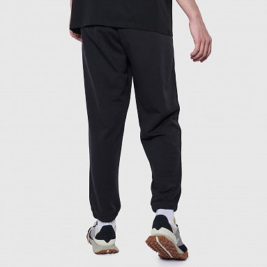 Брюки New Balance Essentials Sweatpant, цвет черный, артикул UP21500/BK