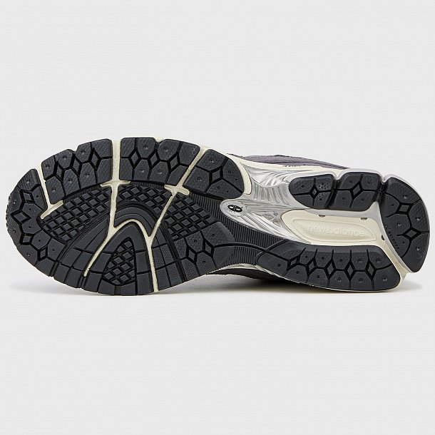 Кроссовки New Balance 2002R - фото 5